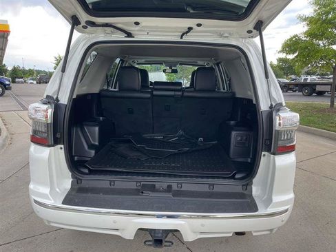 Used 2018 Toyota 4Runner Limited AWD/4WD image 87