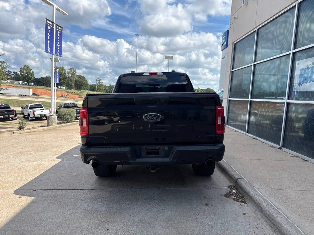 Used 2023 Ford F150 XLT w/ XLT Black Appearance Package AWD/4WD image 6