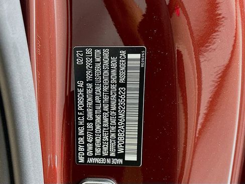 Used 2021 Porsche 911 Targa 4S image 32