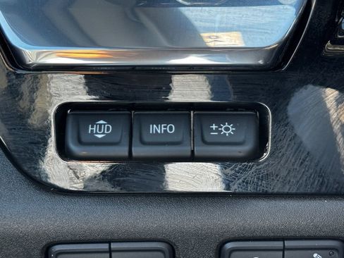 Used 2025 Chevrolet Silverado 1500 LTZ w/ LTZ Premium Package AWD/4WD image 13