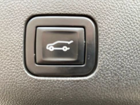 Used 2021 Chevrolet Tahoe LT AWD/4WD image 29