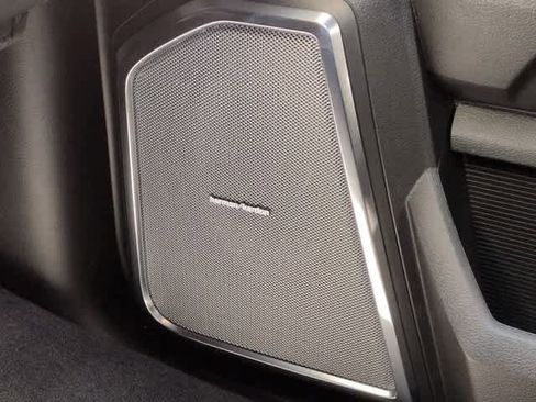 New 2026 RAM 2500 Laramie AWD/4WD image 28