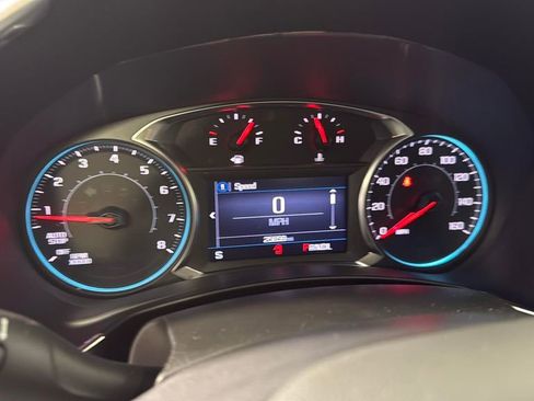 Used 2024 Chevrolet Equinox LS w/ LS Convenience Package image 19