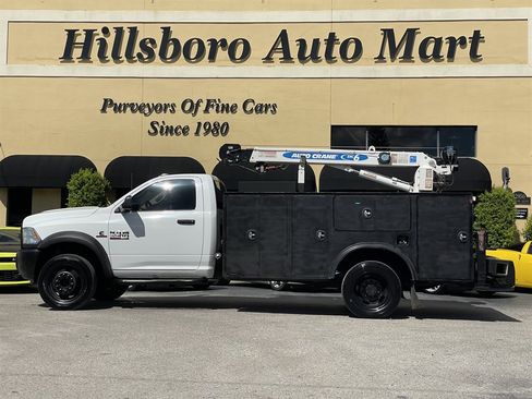 Used 2018 RAM 5500 Tradesman RWD image 3