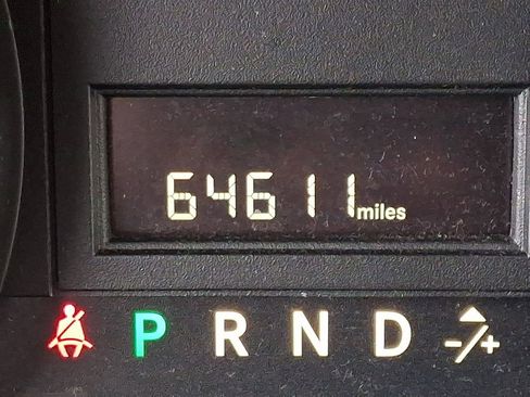 Used 2016 Dodge Grand Caravan SXT image 19