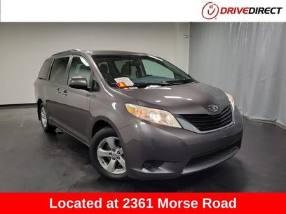 Used 2017 Toyota Sienna LE