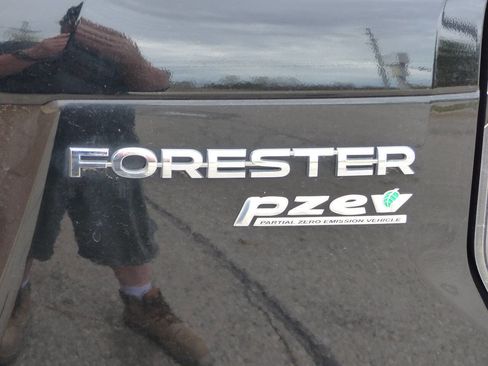 Used 2017 Subaru Forester 2.5i Limited w/ Protection Package #2 AWD/4WD image 16