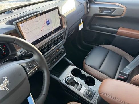 New 2026 Ford Bronco Sport Outer Banks w/ Outer Banks Tech Package+ AWD/4WD image 14