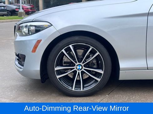 Used 2020 BMW 230i xDrive Convertible AWD/4WD image 10