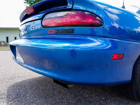 Used 1996 Chevrolet Camaro Z28 RWD image 33