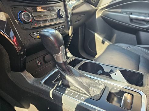 Used 2017 Ford Escape Titanium w/ Canadian Touring Package image 40