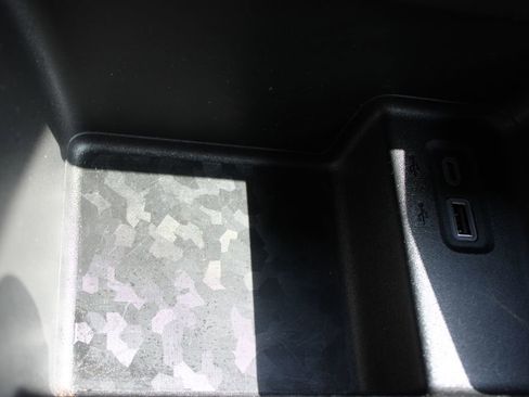 Used 2024 Chevrolet Colorado W/T image 40