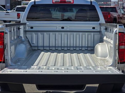 Used 2016 Chevrolet Colorado W/T w/ WT Convenience Package RWD image 14