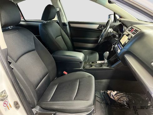 Used 2016 Subaru Legacy 2.5i Premium AWD/4WD image 27