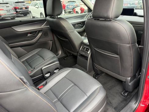 Used 2024 MAZDA CX-90 3.3 Turbo w/ Preferred Plus AWD/4WD image 32