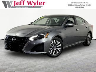 Used 2023 Nissan Altima 2.5 SV FWD video 1