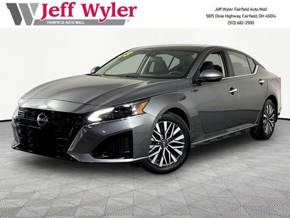 Used 2023 Nissan Altima 2.5 SV