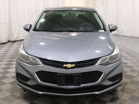 Used 2018 Chevrolet Cruze LT FWD image 33