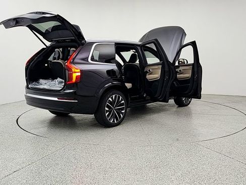 New 2026 Volvo XC90 B5 Plus w/ Protection Package image 11