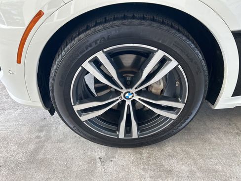 Used 2024 BMW X7 xDrive40i w/ Executive Package image 13