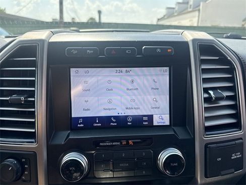 Used 2019 Ford F150 Platinum w/ Equipment Group 701A Luxury image 16