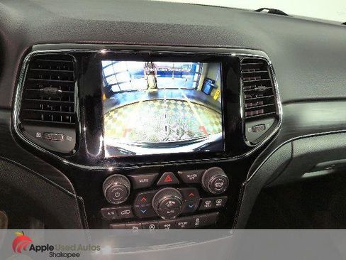 Certified 2020 Jeep Grand Cherokee Limited w/ Luxury Group II image 22