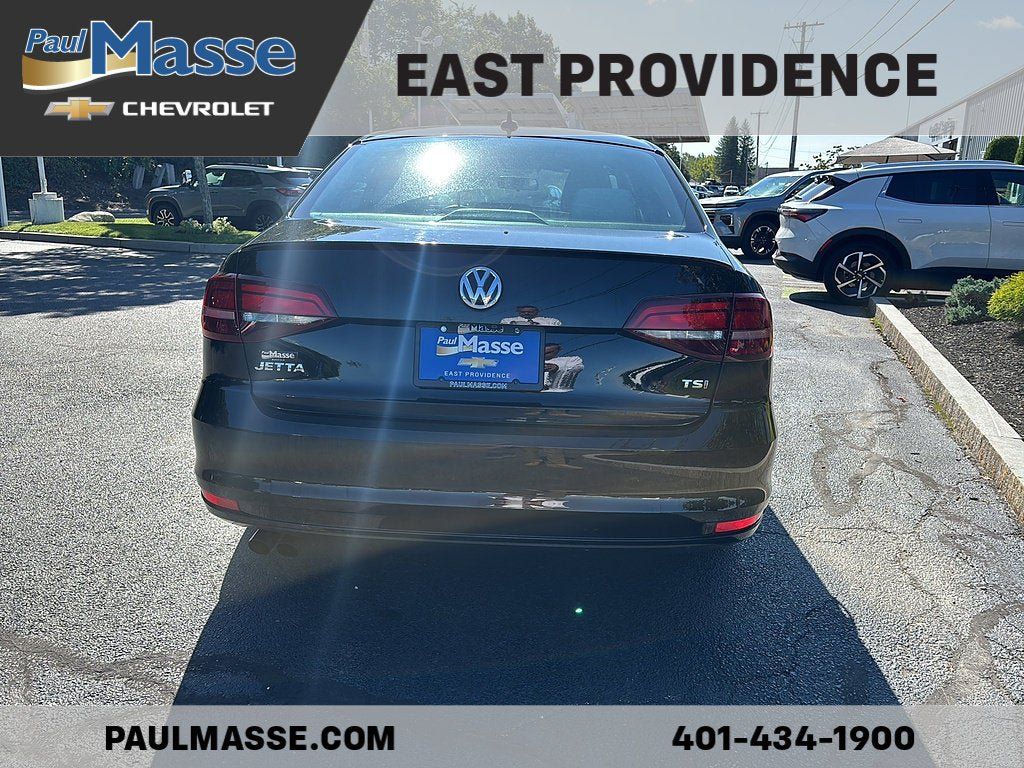 Used 2016 Volkswagen Jetta Sport FWD image 6