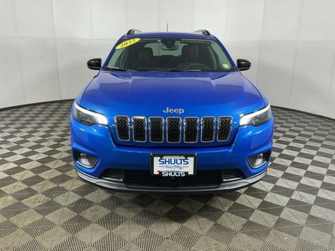 Used 2022 Jeep Cherokee Latitude Lux AWD/4WD image 3