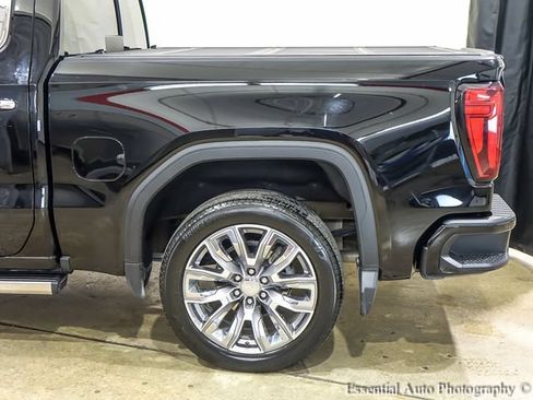 Used 2024 GMC Sierra 1500 Denali w/ Denali Reserve Package AWD/4WD image 9