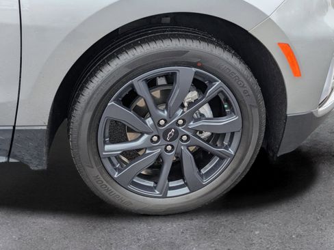 Used 2024 Chevrolet Equinox RS image 6