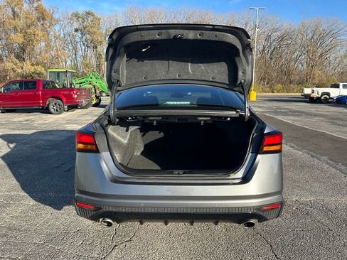 Used 2024 Nissan Altima 2.5 SR image 16