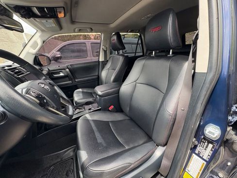 Used 2021 Toyota 4Runner Venture w/ Moonroof Package AWD/4WD image 16