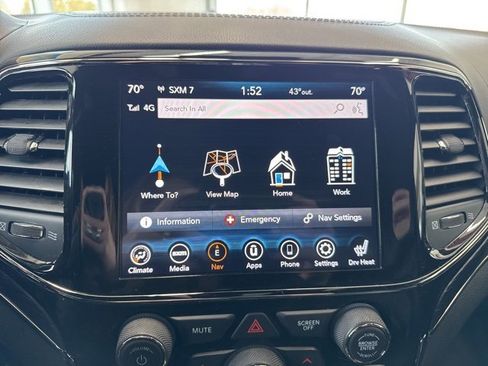 Used 2021 Jeep Grand Cherokee High Altitude image 22