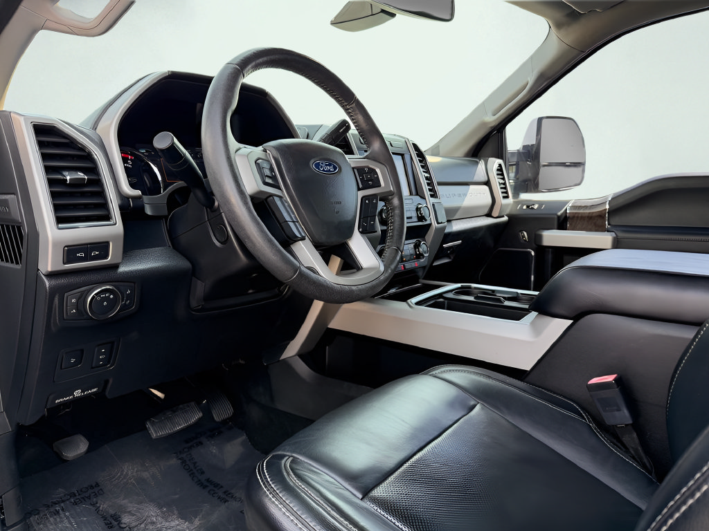 Used 2019 Ford F250 Lariat w/ Lariat Ultimate Package AWD/4WD image 24