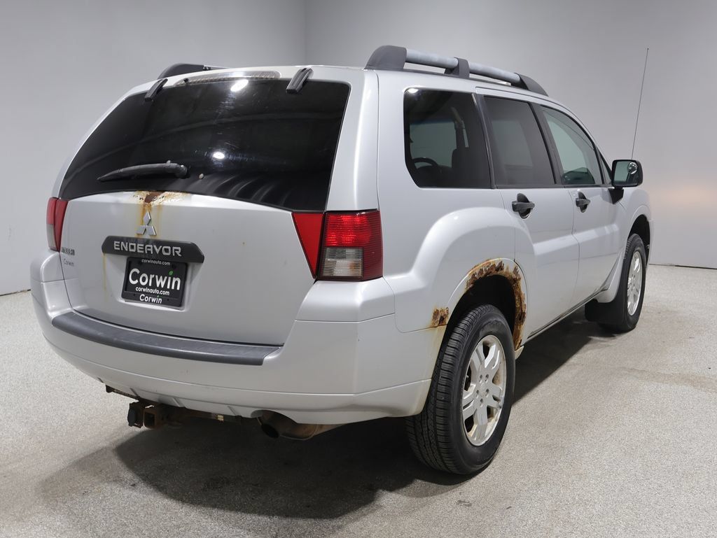 Used 2008 Mitsubishi Endeavor LS AWD/4WD image 9