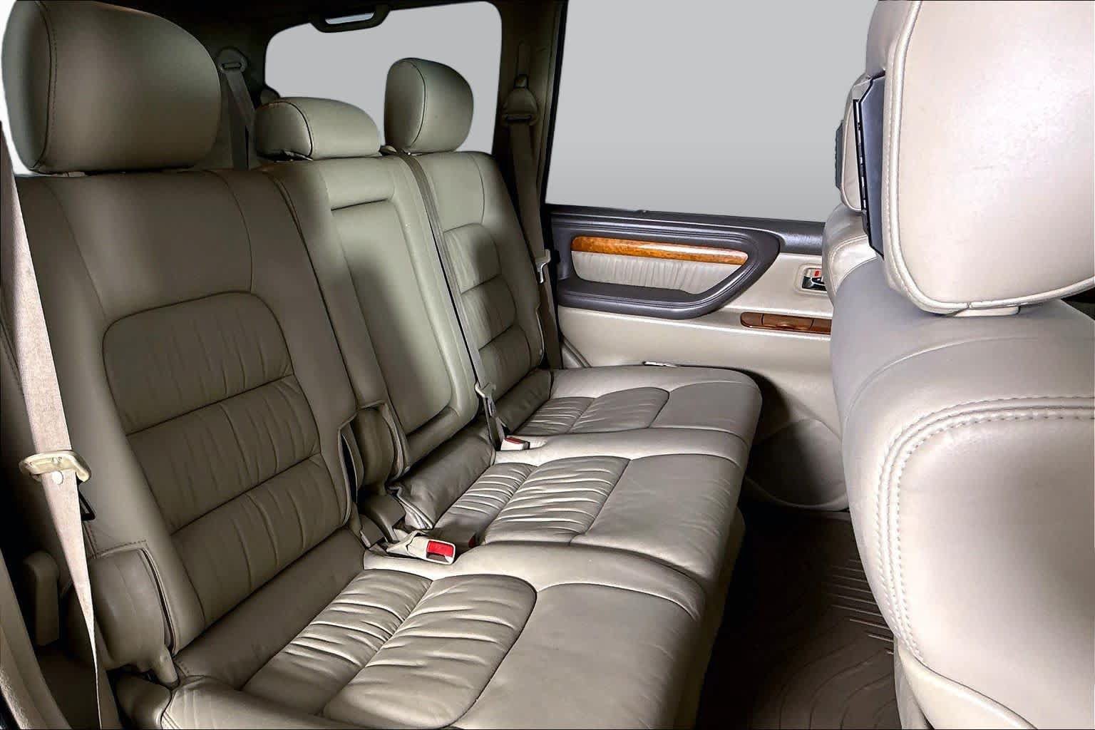 Used 2005 Lexus LX 470 4WD image 18