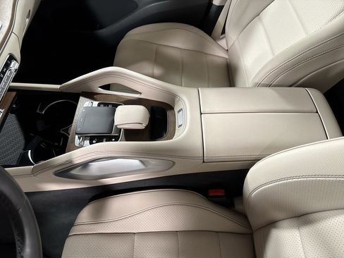 Used 2020 Mercedes-Benz GLE 350 4MATIC image 28