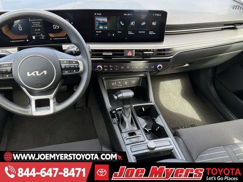 Used 2025 Kia K5 LXS image 17