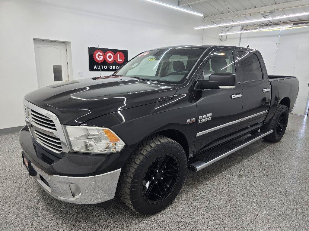 Used 2016 RAM 1500 Lone Star RWD image 3