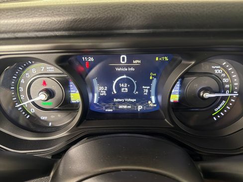 Used 2024 Jeep Wrangler Unlimited AWD/4WD image 11