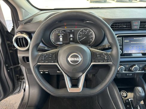 Used 2025 Nissan Versa SV FWD image 25