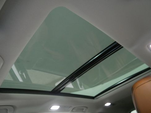 Used 2025 Subaru Ascent Touring w/ Popular Package #2 image 31