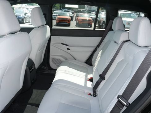 New 2026 Jeep Cherokee Laredo AWD/4WD image 23