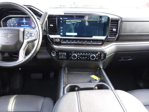 Used 2024 Chevrolet Silverado 2500 LT w/ Midnight Edition image 51