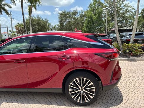 Used 2024 Lexus RX 350 Premium Plus w/ Convenience Package FWD image 8