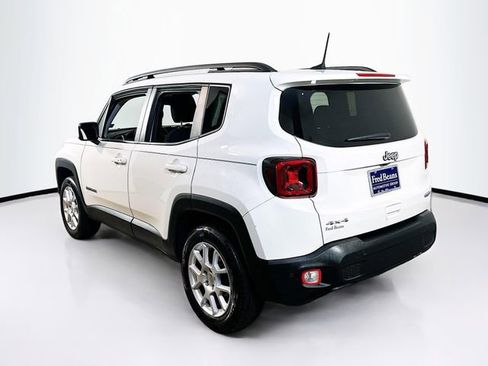 Used 2021 Jeep Renegade Latitude w/ Luxury Group I image 3