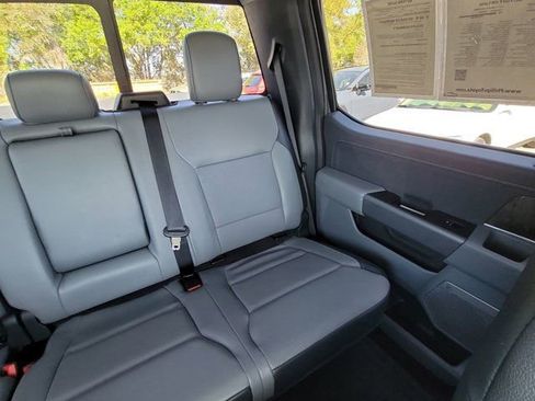 Used 2023 Ford F150 Lariat image 6