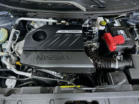 Used 2023 Nissan Rogue S AWD/4WD image 31