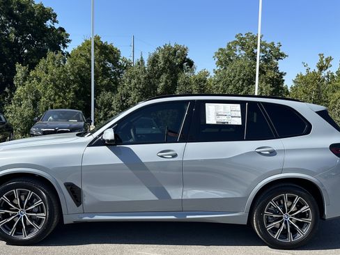 Used 2026 BMW X5 xDrive40i w/ M Sport Package image 7