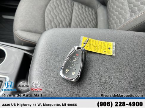 Used 2019 Chevrolet Equinox LT image 26
